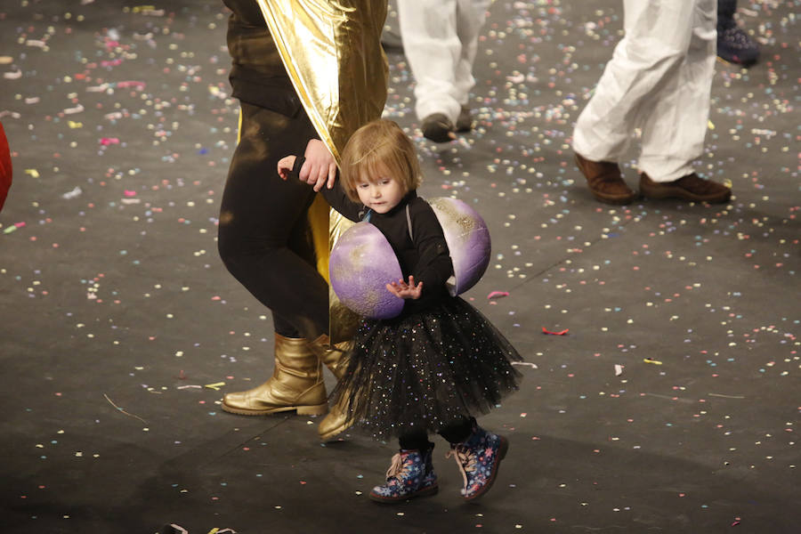 Desfile infantil de Antroxu en Gijón (3)