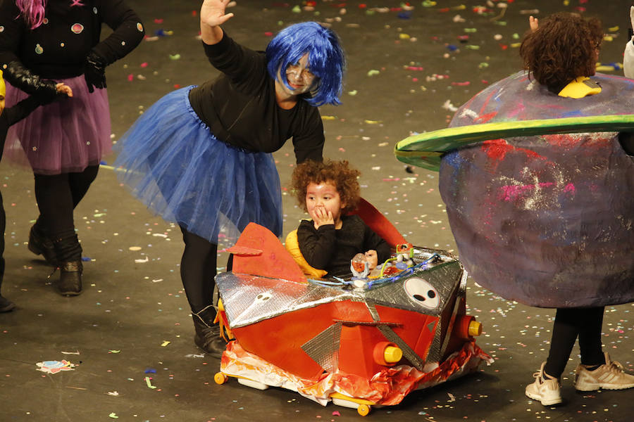 Desfile infantil de Antroxu en Gijón (4)