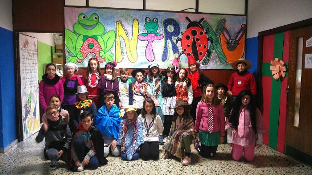 Los superhéroes toman chocolate en Villamayor