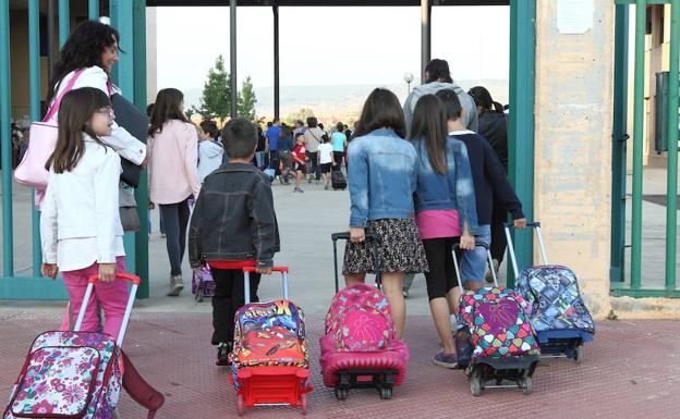 Más educación para los niños infractores y sus padres