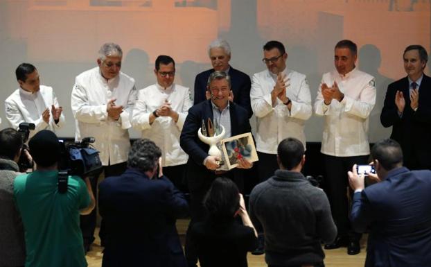 Joan Roca, premio de Fomento de la Cocina Asturiana: «Nunca hemos tenido prisa»