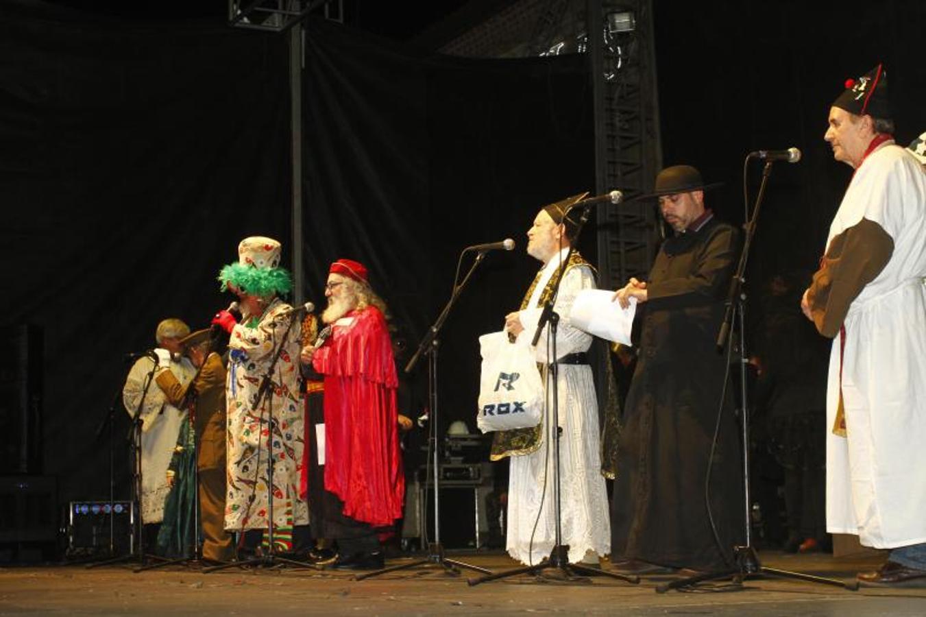 Avilés entierra el carnaval