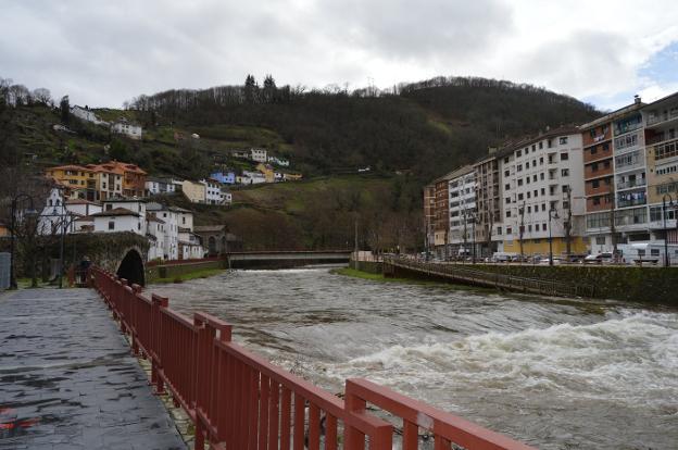 La Confederación Hidrográfica, vigilante ante la subida de los ríos por el deshielo y la lluvia