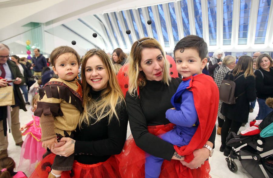 Oviedo, de Antroxu en familia