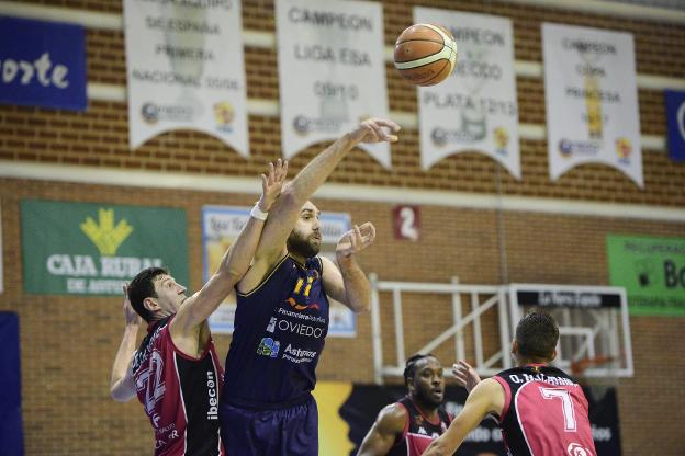 Óliver Arteaga vive en una segunda juventud