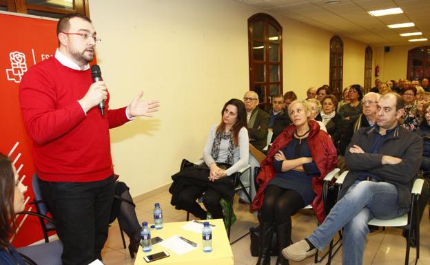 Adrián Barbón critica a los socialistas «convertidos en meros burócratas alejados de la realidad»