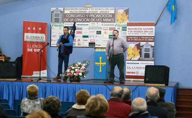 El XXIV Concurso de Canción Asturiana de La Nueva se decide entre 44 finalistas