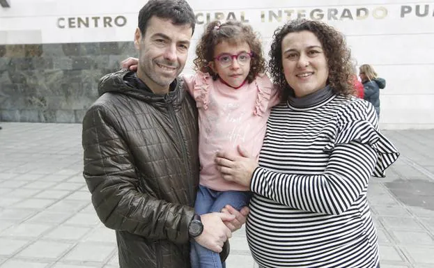 Javier, Marina y Rebeca (Síndrome de Noonan): «Cuando nos dieron el diagnóstico no había ni un triste folleto con el que informarnos»