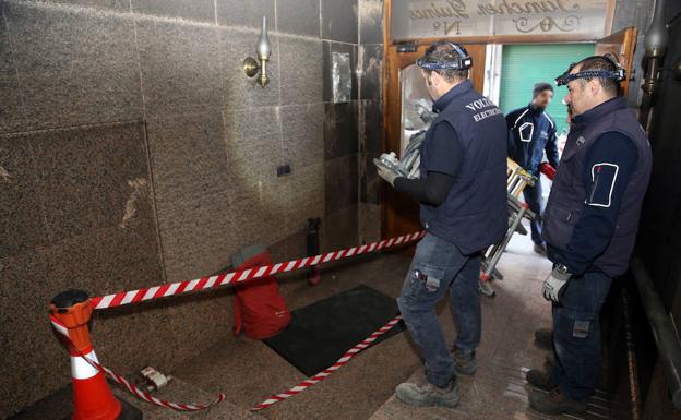 El hombre fallecido en el incendio de El Berrón intentaba salvar a su familia del fuego