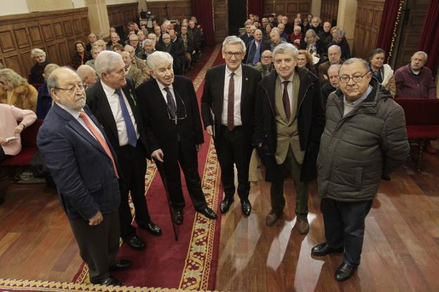 Gamoneda: «Pedro Caravia fue ejemplar en su vida, su conducta y sus enseñanzas»