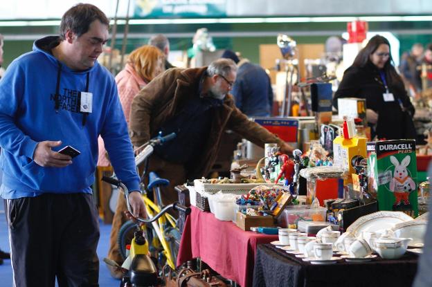 La Feria de Antigüedades cierra con la mirada puesta en la sexta edición