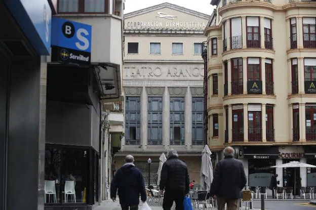 Burger King dará el salto al Teatro Arango de Gijón