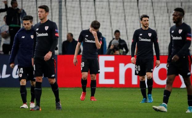 El Athletic dimite antes de empezar