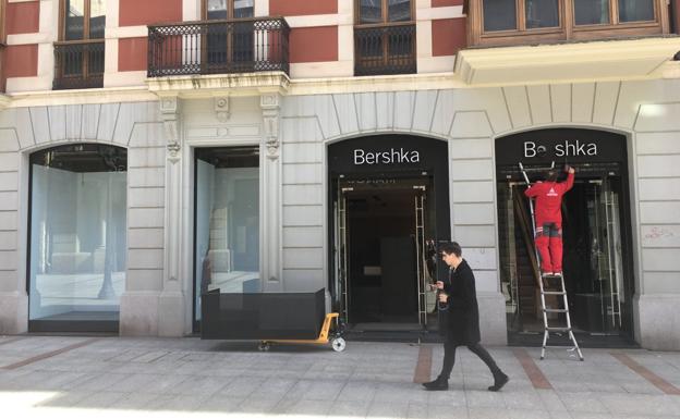 Bershka cierra su tienda de la calle Corrida