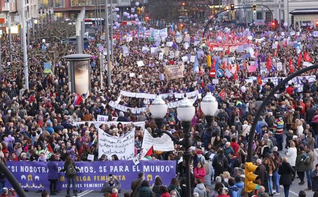 PSOE, Podemos e IU destacan la histórica movilización en Asturias