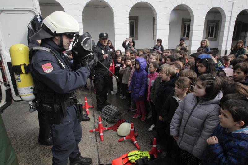 Policías por un día en Oviedo