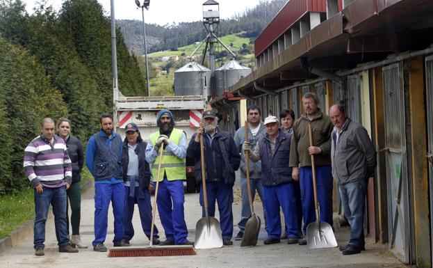 El TSJA también declara improcedentes los despidos de los 12 empleados de El Asturcón