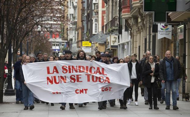 El Ayuntamiento de Gijón negociará con el Ministerio de Empleo una solución para la Casa Sindical