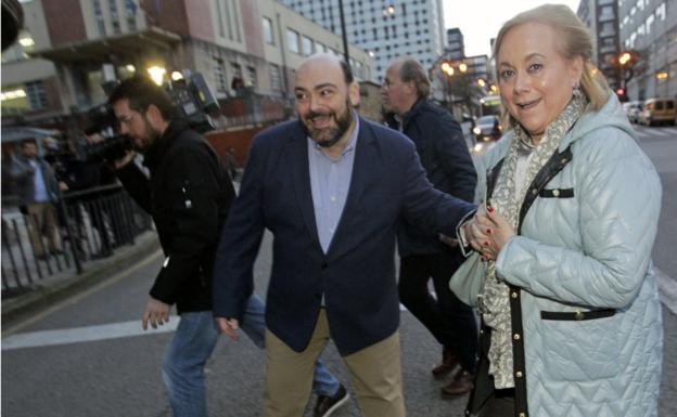 El PP se ofrece como «respuesta» ante a un tripartito «que no sabe gestionar»