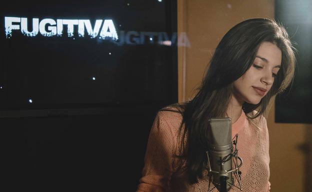 Ana Guerra canta la sintonía de cabecera de ‘Fugitiva’, la nueva serie de RTVE