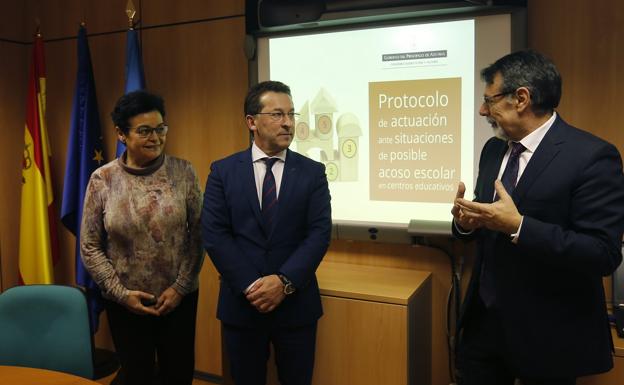 Los centros educativos tendrán cinco días para determinar si hay acoso y quince para actuar