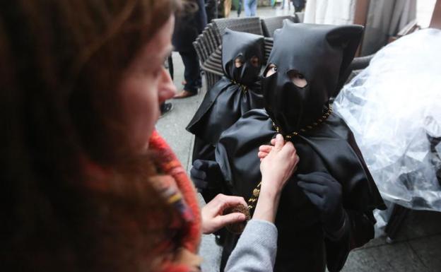 La lluvia obliga a suspender la procesión del Encuentro