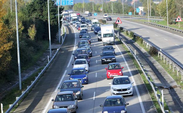 Estas son las peores horas para viajar por Asturias en Semana Santa, según la DGT