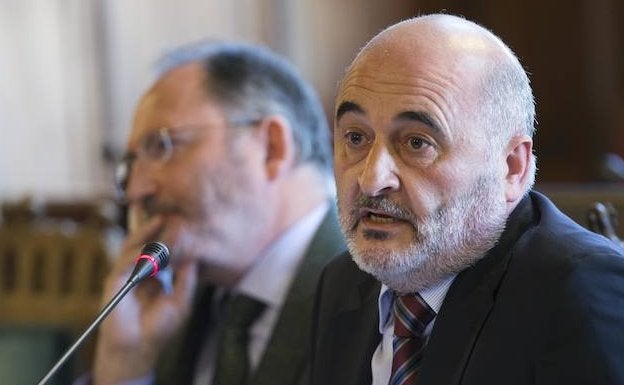 Podemos, PP, IU y Foro activan el proceso para la destitución del síndico mayor