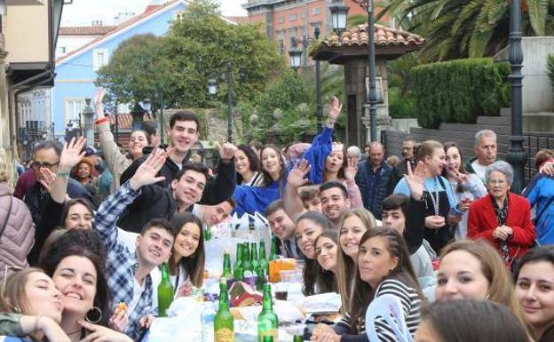 ¿Estuviste en la Comida en la Calle en Avilés? ¡Búscate!