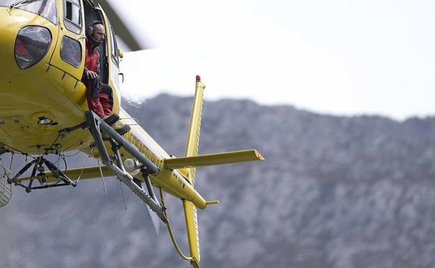 Los GEAS se unen a la búsqueda del montañero desaparecido en Quirós