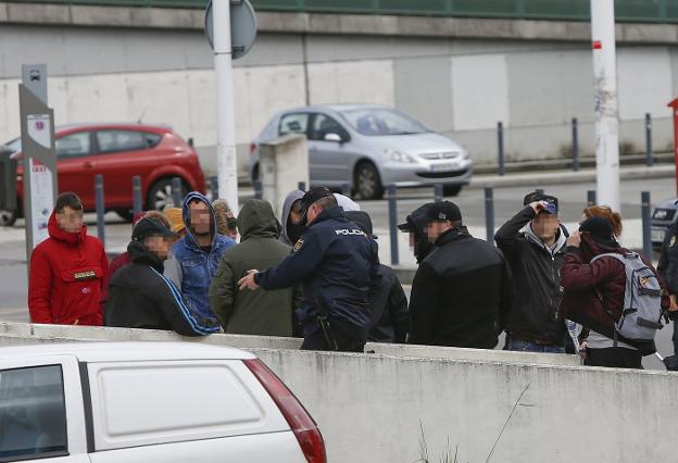 La jueza envía a prisión preventiva a tres ultras en una decisión sin precedentes