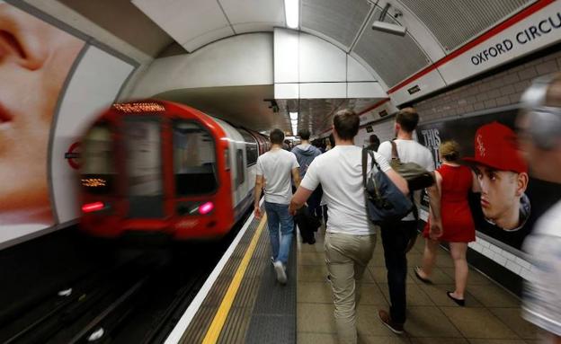 Brutal agresión a una española en Londres: «Habla inglés cuando estés en Inglaterra»