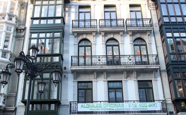 Los dueños del inmueble incendiado en Uría llevarán al Ayuntamiento a los tribunales