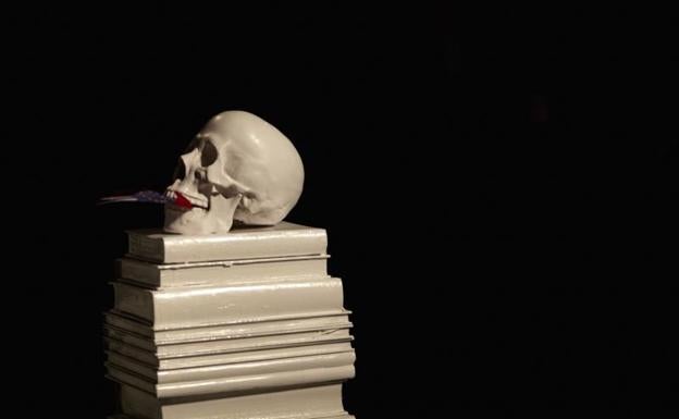 'El símbolo global' de Avelino Salas llega al Niemeyer