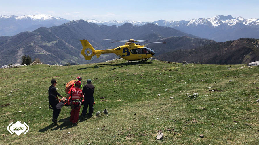 Herido un parapentista tras caer desde unos 50 metros en Riosa