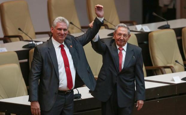 De ruta por las raíces asturianas de Miguel Díaz-Canel