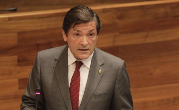 Luz verde a las primarias de la FSA en junio que harán candidato a Barbón