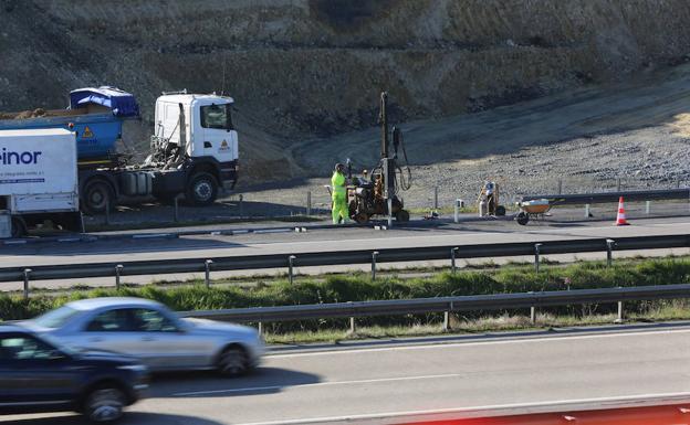Las obras de los enlaces al PEPA obligan a cortar la autovía la noche del jueves al viernes