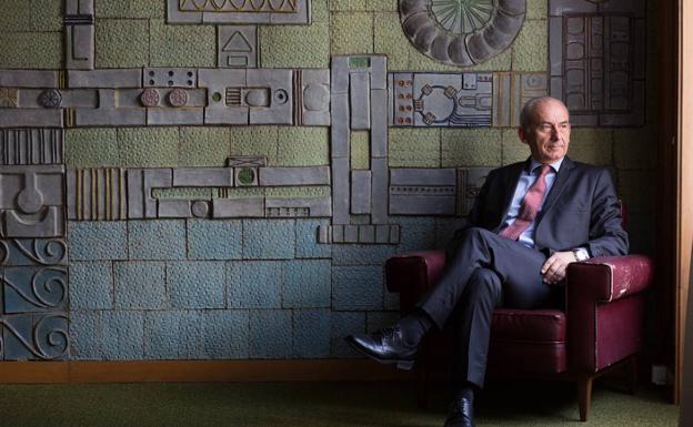 «Tenemos que estudiar la relación entre las cámaras de Asturias»