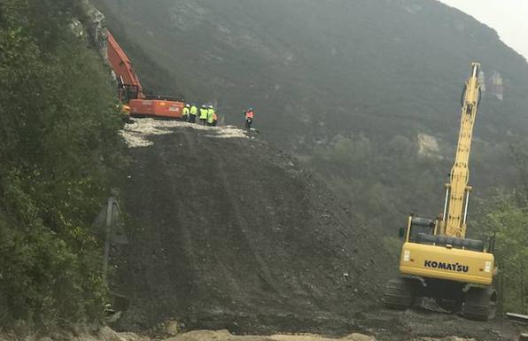 Terminado el saneamiento del argayo de Anzó en altura