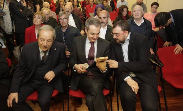 Zapatero, sobre la oficialidad: «La próxima legislatura se hará»