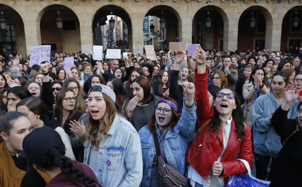 Asturias clama indignada: «Si no hay consentimiento, se llama violación»