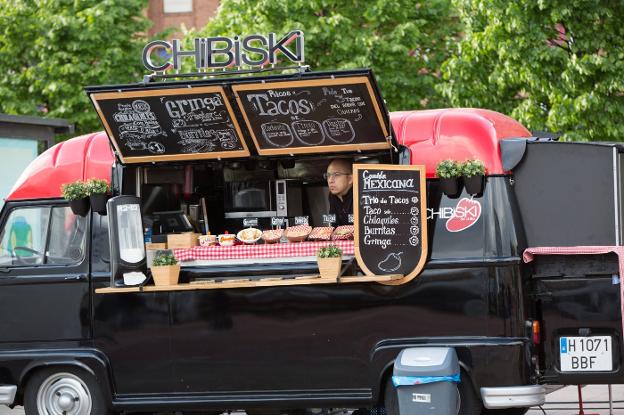 A Bocados En El Campeonato De Food Trucks El Comercio