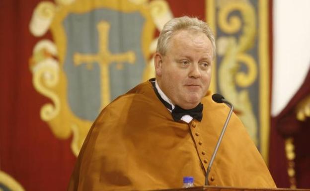 Fallece Paul Younger, 'honoris causa' de la Universidad de Oviedo