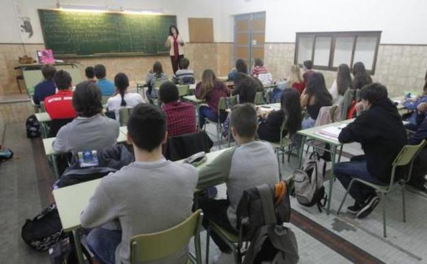Mil alumnos de quince años afrontarán a partir del 7 de mayo las pruebas PISA