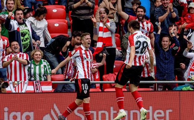 Muniain y Aduriz frenan al Betis