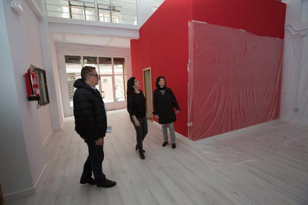 El albergue de transeúntes de Avilés amplía su servicio de día con nuevas salas en la planta baja