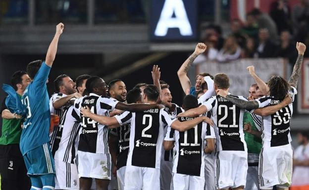 La Juventus empata en Roma y se proclama campeona