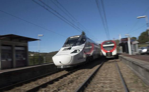 CC OO amenaza con llevar a Renfe a la huelga en verano