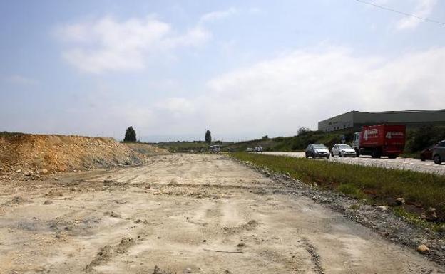La autovía a El Musel estaba hecha al 20% antes de tener que ralentizar la obra